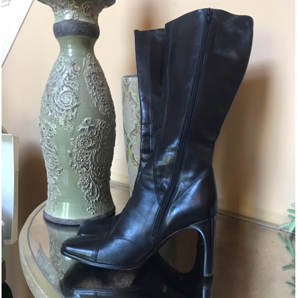 Charles David LEATHER Boots (Black)